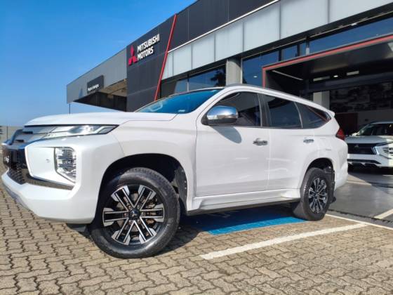 MITSUBISHI PAJERO SPORT 2.4 16V MIVEC TURBO DIESEL HPE-S AWD AUTOMÁTICO